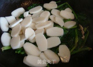 菠菜炒年糕的做法步骤：3