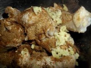 微波炉鸡腿的做法步骤：2