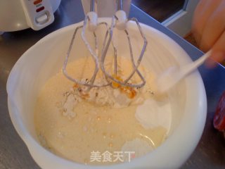 Rullatårta .卷糕点的做法步骤：2