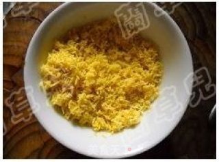 金沙豆腐的做法步骤：3