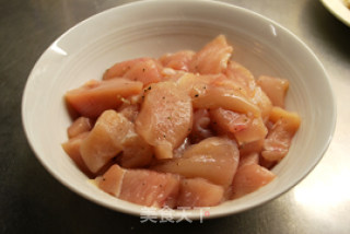香煎鸡块+蘑菇汁的做法步骤：2