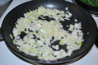 香煎鸡块+蘑菇汁的做法步骤：2