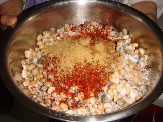 下饭小菜——都江堰黄豆豆豉的制作的做法步骤：2