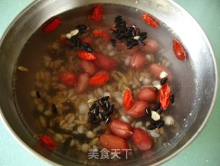 腊八粥的做法步骤：2