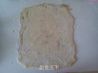 层层叠叠葱花饼的做法步骤：2