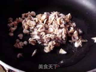 香菇螺肉羹的做法步骤：2