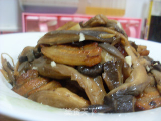 蘑菇炒肉片的做法步骤：3