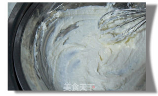 美味的诱惑--黄桃慕斯的做法步骤：2