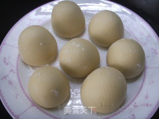 光滑饱满的荞麦圆馒头的做法步骤：5
