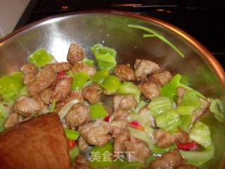火鸡肉段的做法步骤：2