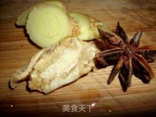 当归卤鸡腿的做法步骤：2