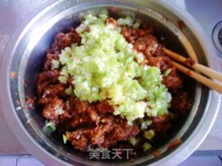 白菜肉丸炖粉条的做法步骤：3
