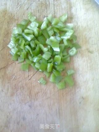 简单又美味的腊肠炒饭的做法步骤：3