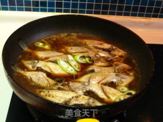 红烧扒皮鱼的做法步骤：4