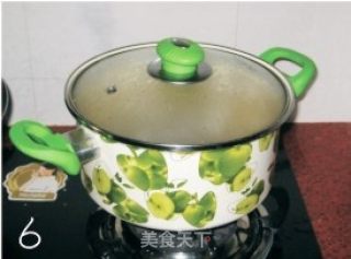 白萝卜猪骨汤的做法步骤：3