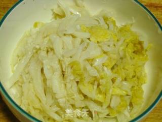 酸菜炖冻豆腐的做法步骤：5