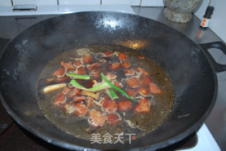 笋干红烧肉的做法步骤：2
