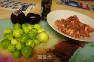 黑胡椒葱香甘蓝炒羊肉的做法步骤：3
