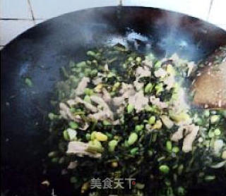 雪菜毛豆肉丝的做法步骤：2