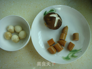 西兰花火腿蛋面的做法步骤：2
