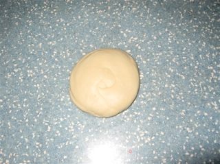 烫面小饼的做法步骤：2