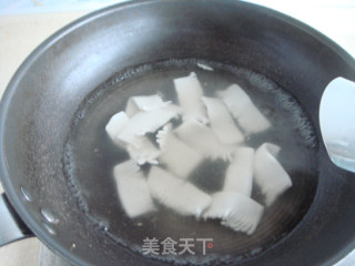 酸辣魔芋的做法步骤：2