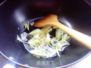 茄子土豆烧牛肉的做法步骤：3