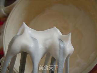 8寸戚风蛋糕的做法步骤：4