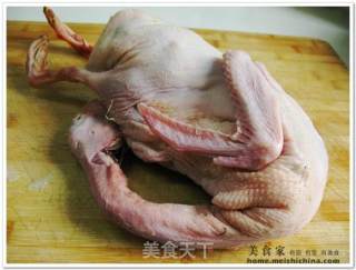 笋干老鸭煲的做法步骤：3