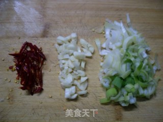 鸭丝炒干豆腐丝的做法步骤：2
