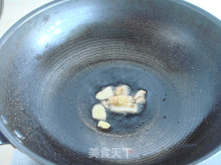 干锅鸡腿的做法步骤：2