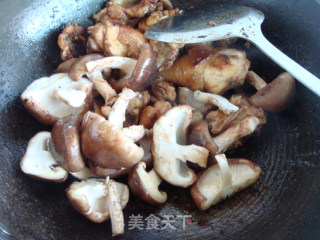 干锅鸡腿的做法步骤：2