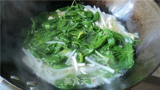豆苗汤米稞条的做法步骤：2
