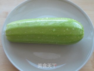 酸辣西葫芦的做法步骤：2