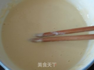 炸带鱼的做法步骤：2