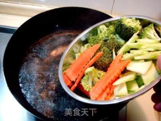 罗汉素什锦的做法步骤：2