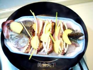 加官进爵麒麟鱼的做法步骤：2