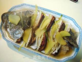 加官进爵麒麟鱼的做法步骤：2