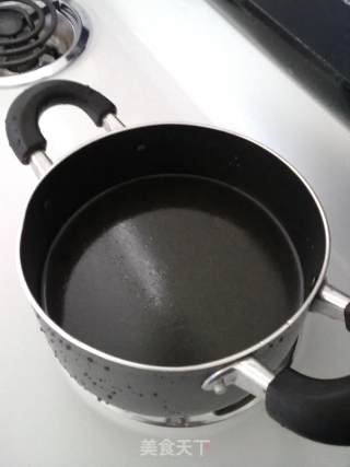 青菜豆腐鱼丸汤的做法步骤：2