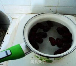 红枣糖水的做法步骤：2