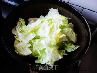 蚝油手撕包菜的做法步骤：2