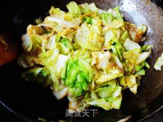 蚝油手撕包菜的做法步骤：2