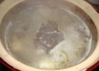 鸡汤粉丝煲的做法步骤：2