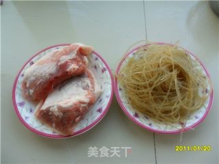 猪肉炖粉条的做法步骤：2