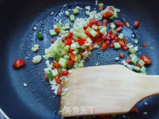 喜气洋洋：竹篓虾的做法步骤：2