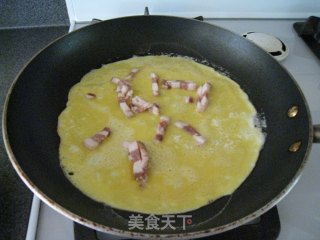 营养美味的美式早餐---美式煎蛋(omelet)的做法步骤：2