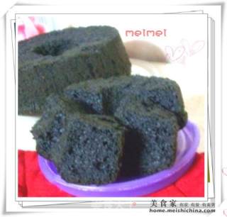 竹炭粉是排毒的靓嘢@@竹炭戚风的做法步骤：5