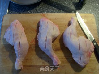 米酒酱汁烤鸡腿的做法步骤：2