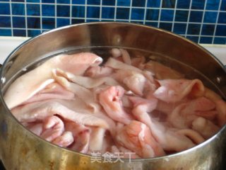 水晶皮冻的做法步骤：4