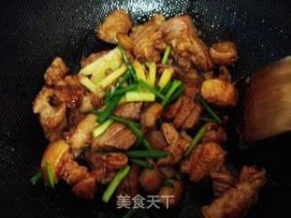 升级版油豆腐烧肉的做法步骤：2
